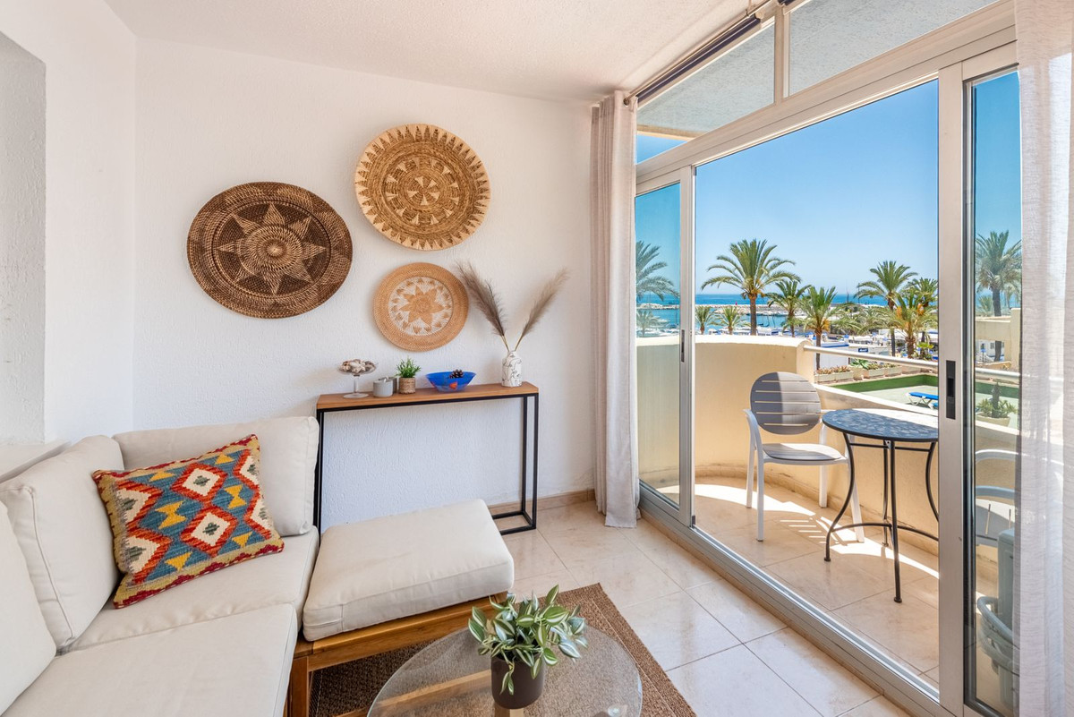 Appartement te koop in Estepona | 1 slaapkamers H5412394
