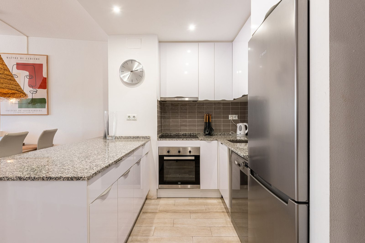 Appartement te koop in Estepona | 1 slaapkamers H5412394