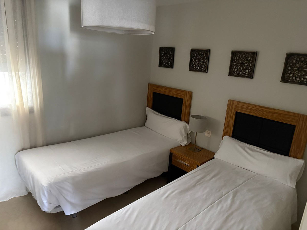 Appartement te koop in Estepona | 2 slaapkamers H5412454