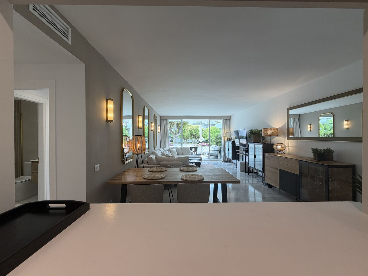 Appartement te koop in Estepona | 3 slaapkamers H5413438