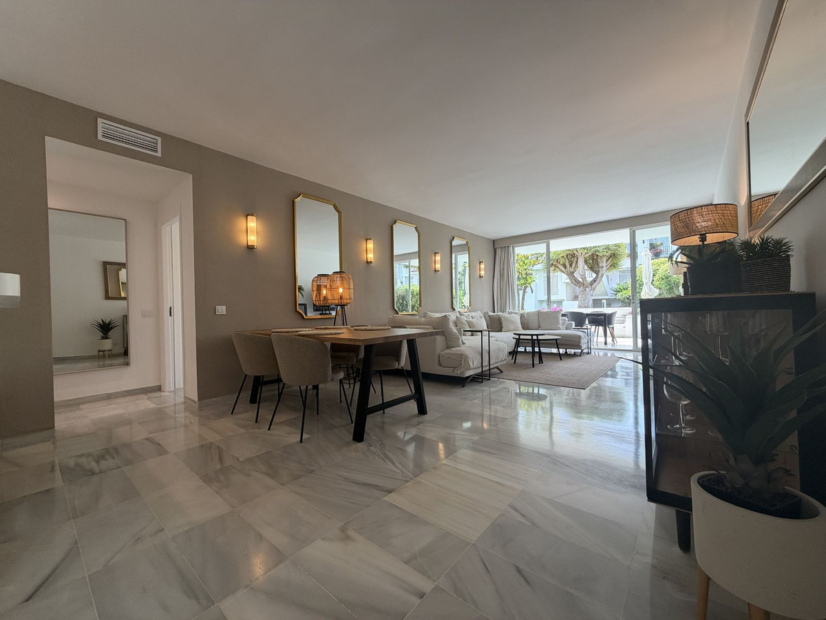 Appartement te koop in Estepona | 3 slaapkamers H5413438