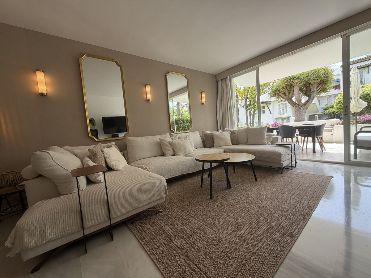 Appartement te koop in Estepona | 3 slaapkamers H5413438
