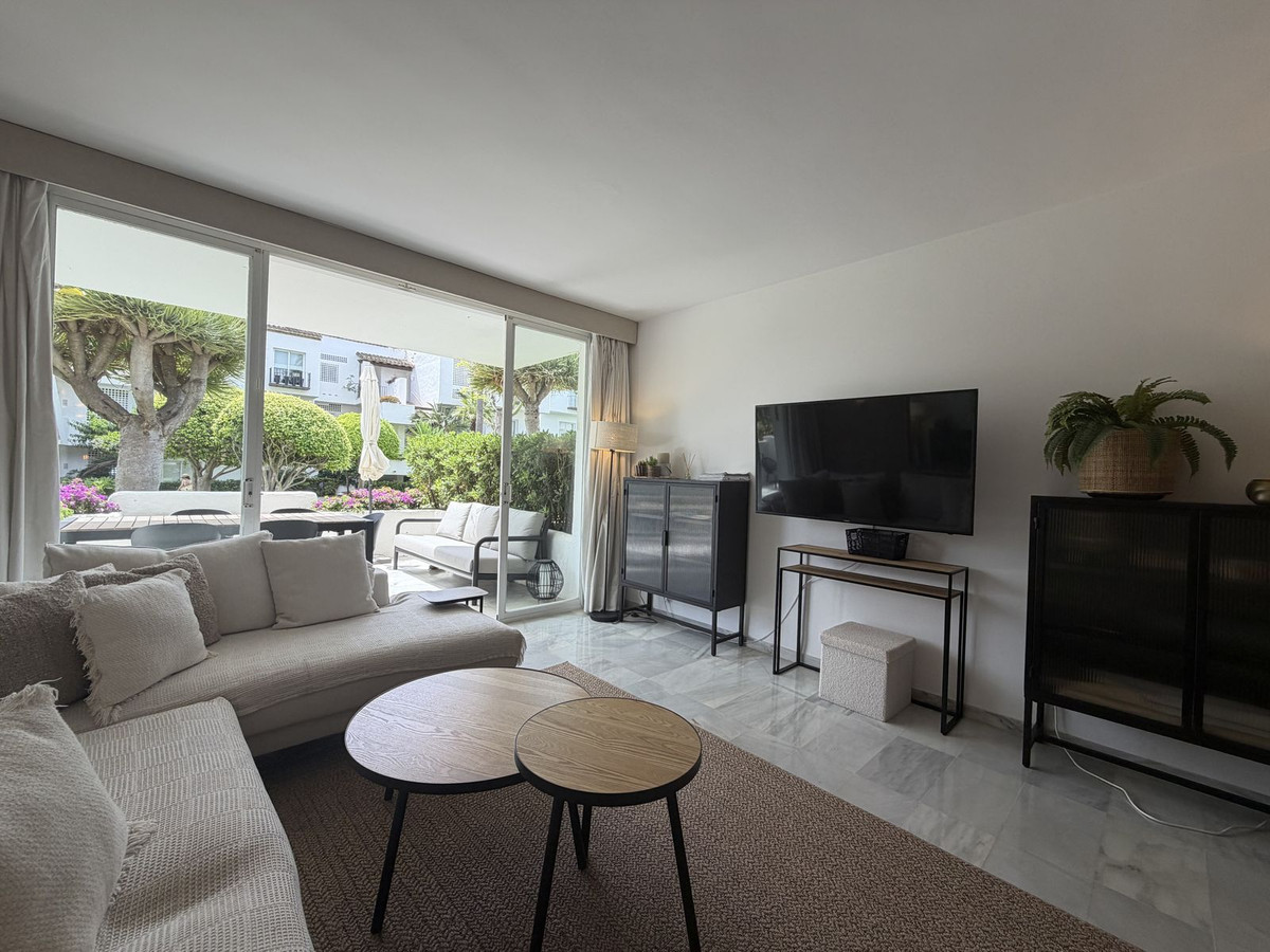 Appartement te koop in Estepona | 3 slaapkamers H5413438