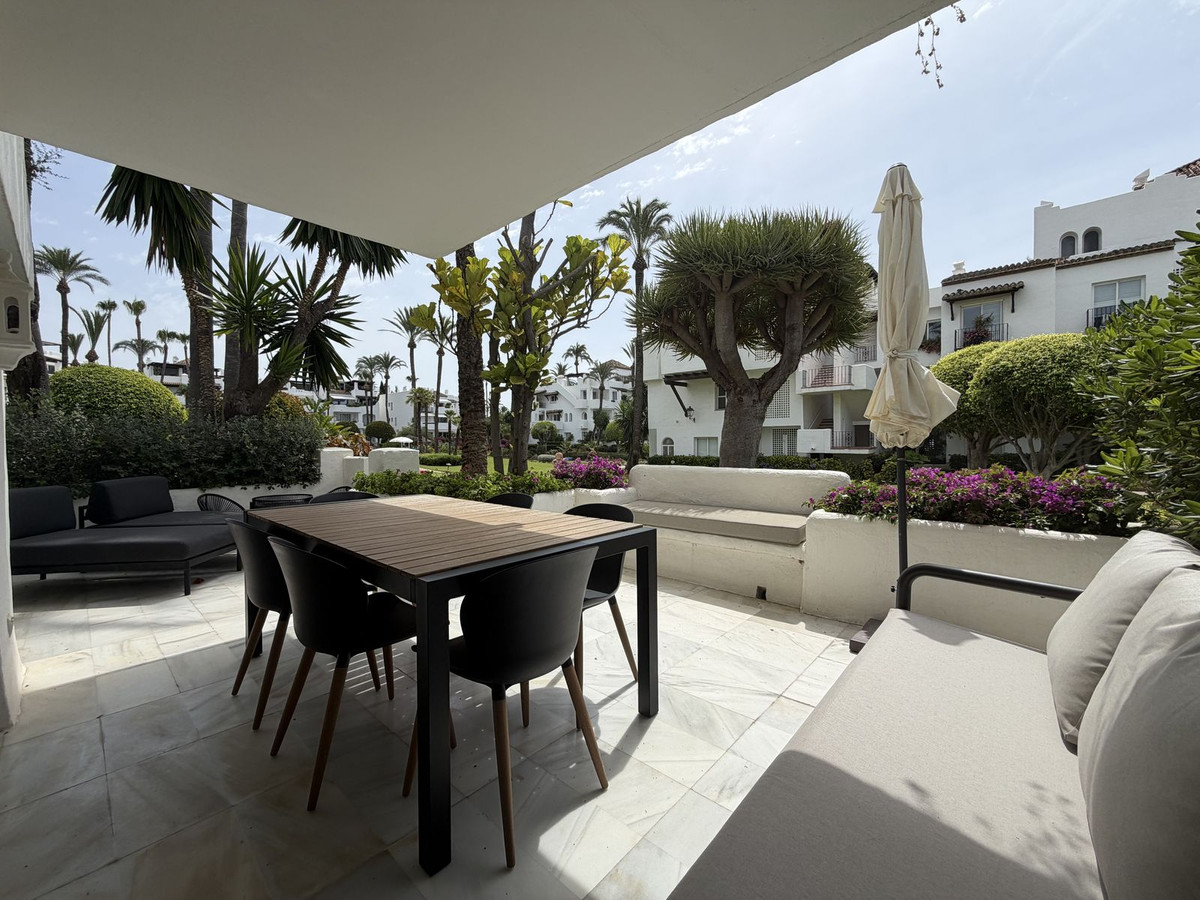 Appartement te koop in Estepona | 3 slaapkamers H5413438