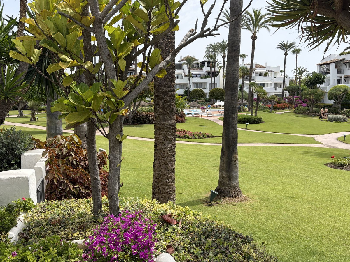 Appartement te koop in Estepona | 3 slaapkamers H5413438