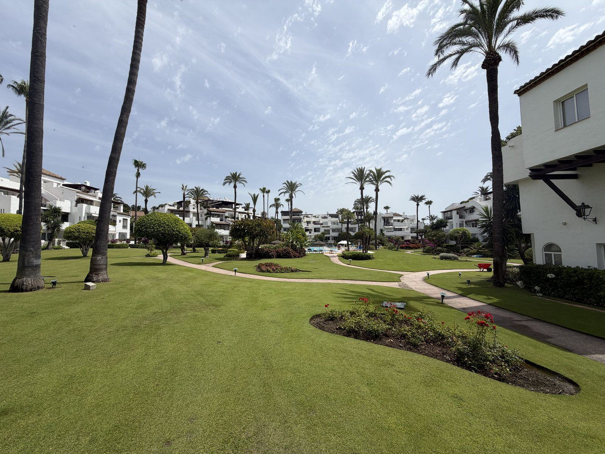 Appartement te koop in Estepona | 3 slaapkamers H5413438