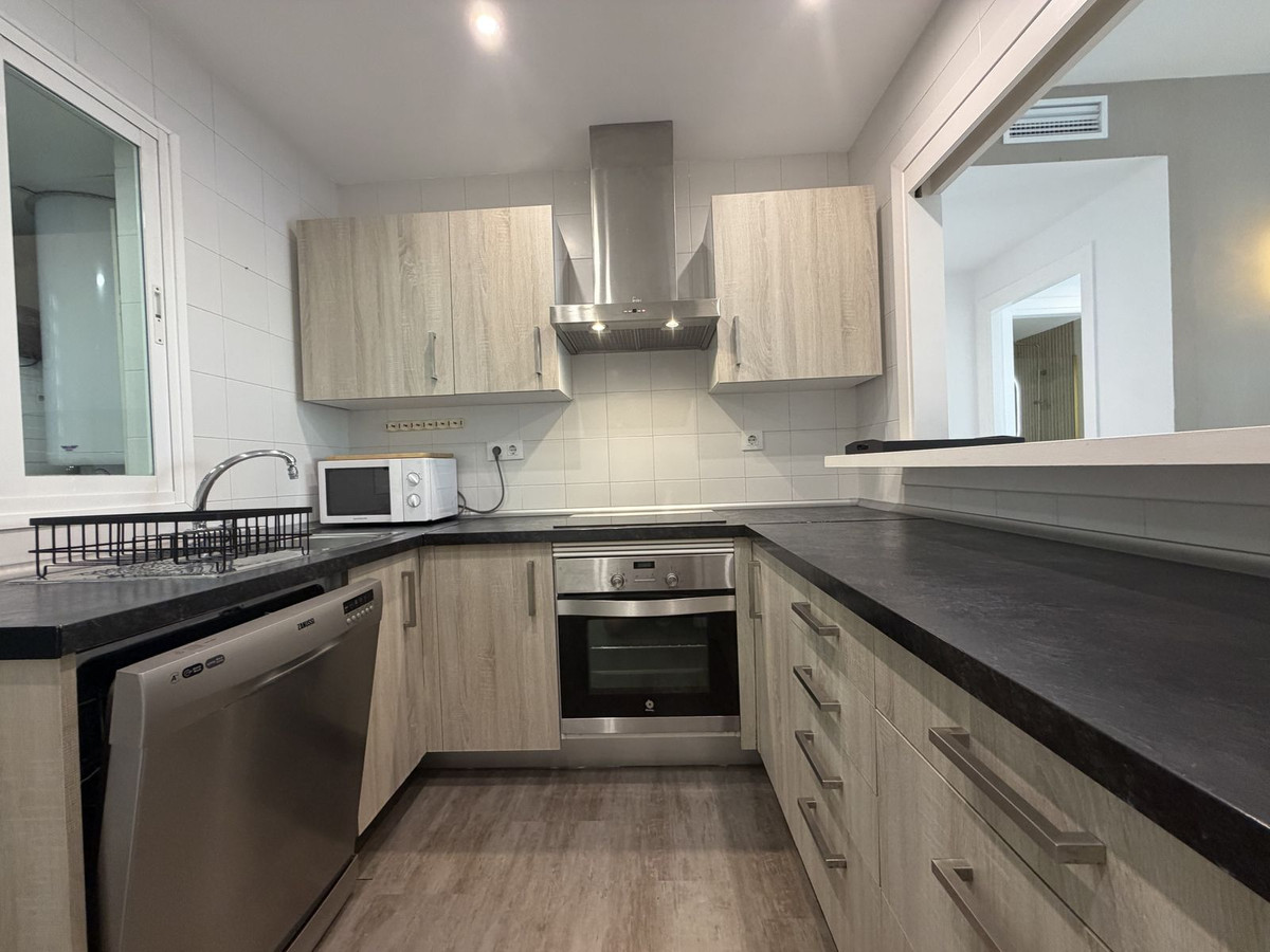 Appartement te koop in Estepona | 3 slaapkamers H5413438