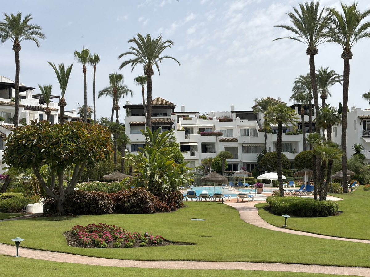 Appartement te koop in Estepona | 3 slaapkamers H5413438