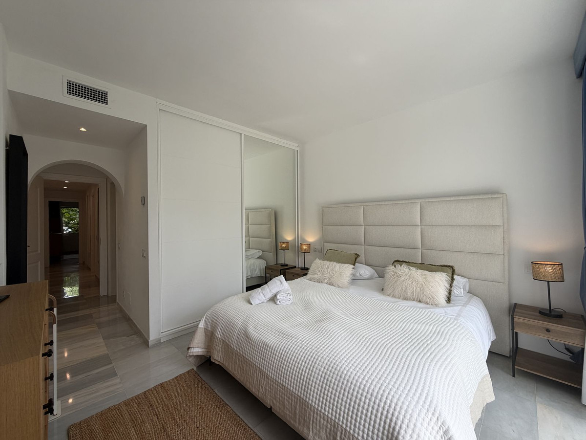 Appartement te koop in Estepona | 3 slaapkamers H5413438
