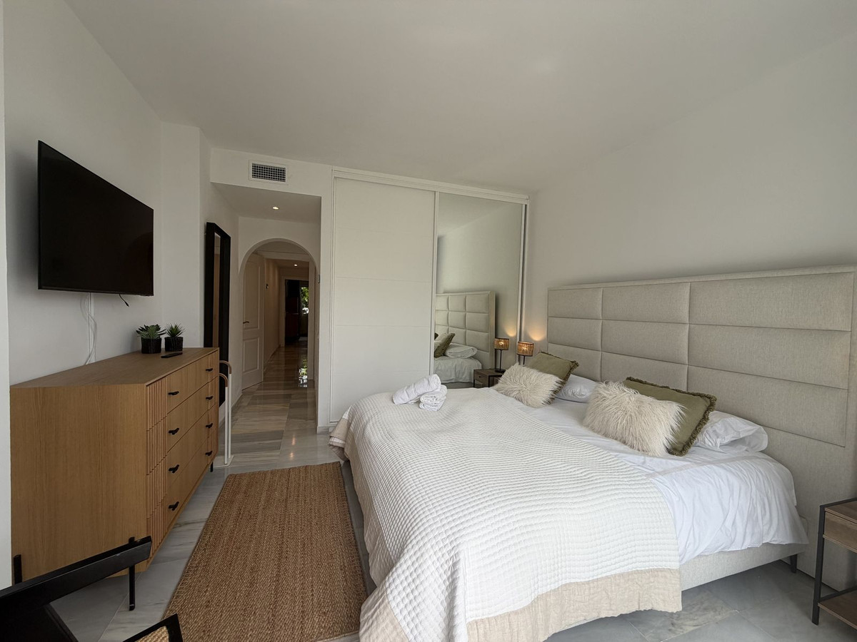 Appartement te koop in Estepona | 3 slaapkamers H5413438