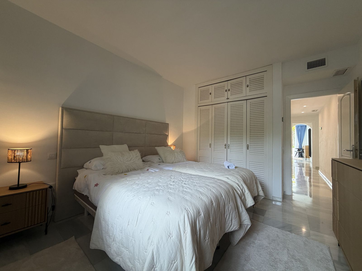 Appartement te koop in Estepona | 3 slaapkamers H5413438