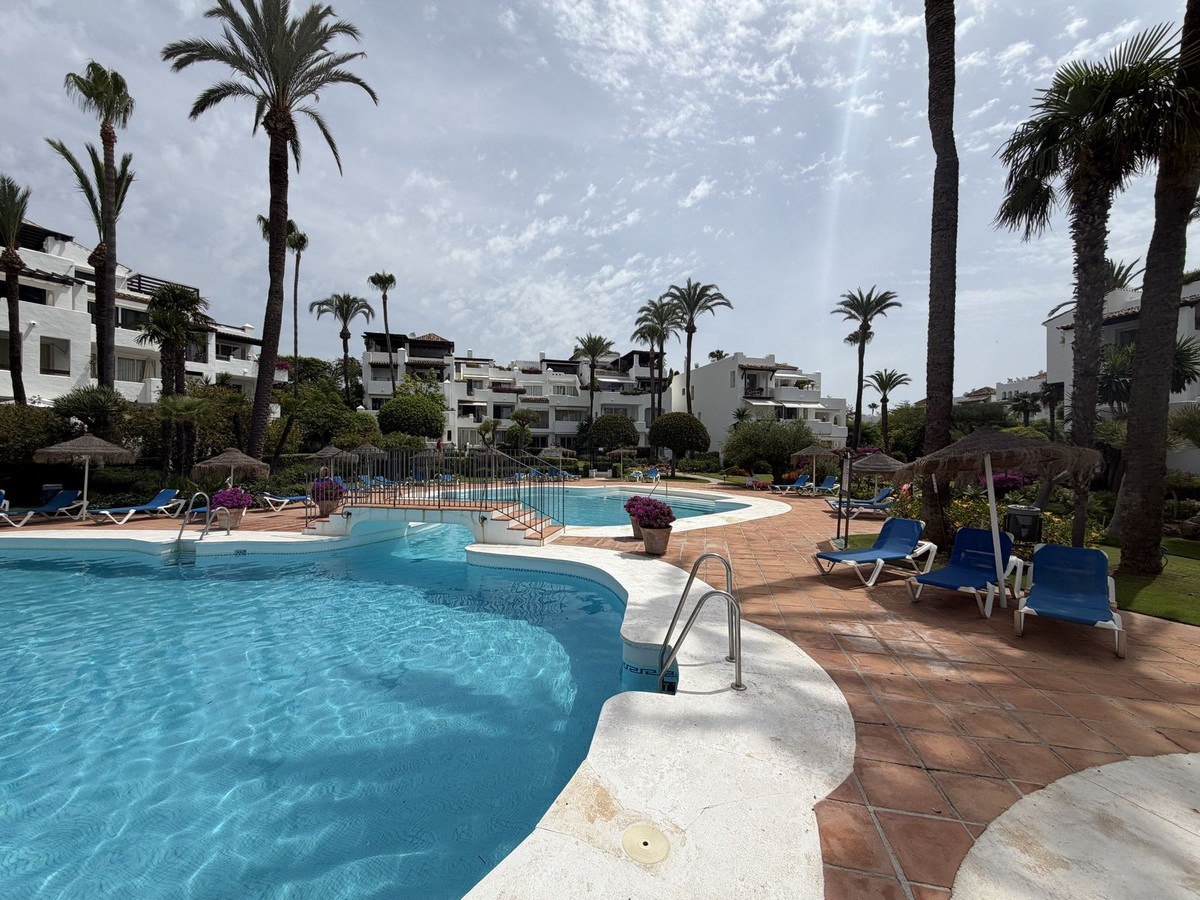 Appartement te koop in Estepona | 3 slaapkamers H5413438