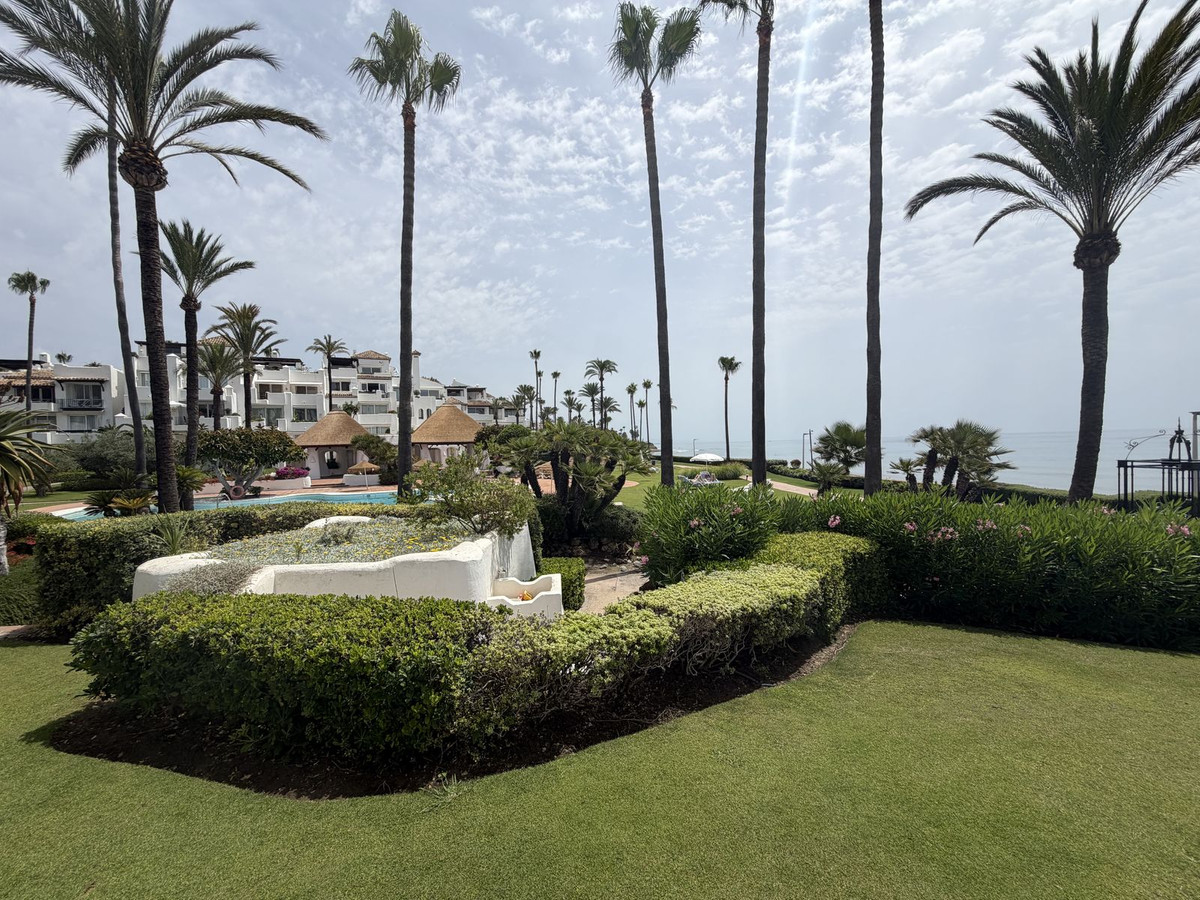 Appartement te koop in Estepona | 3 slaapkamers H5413438