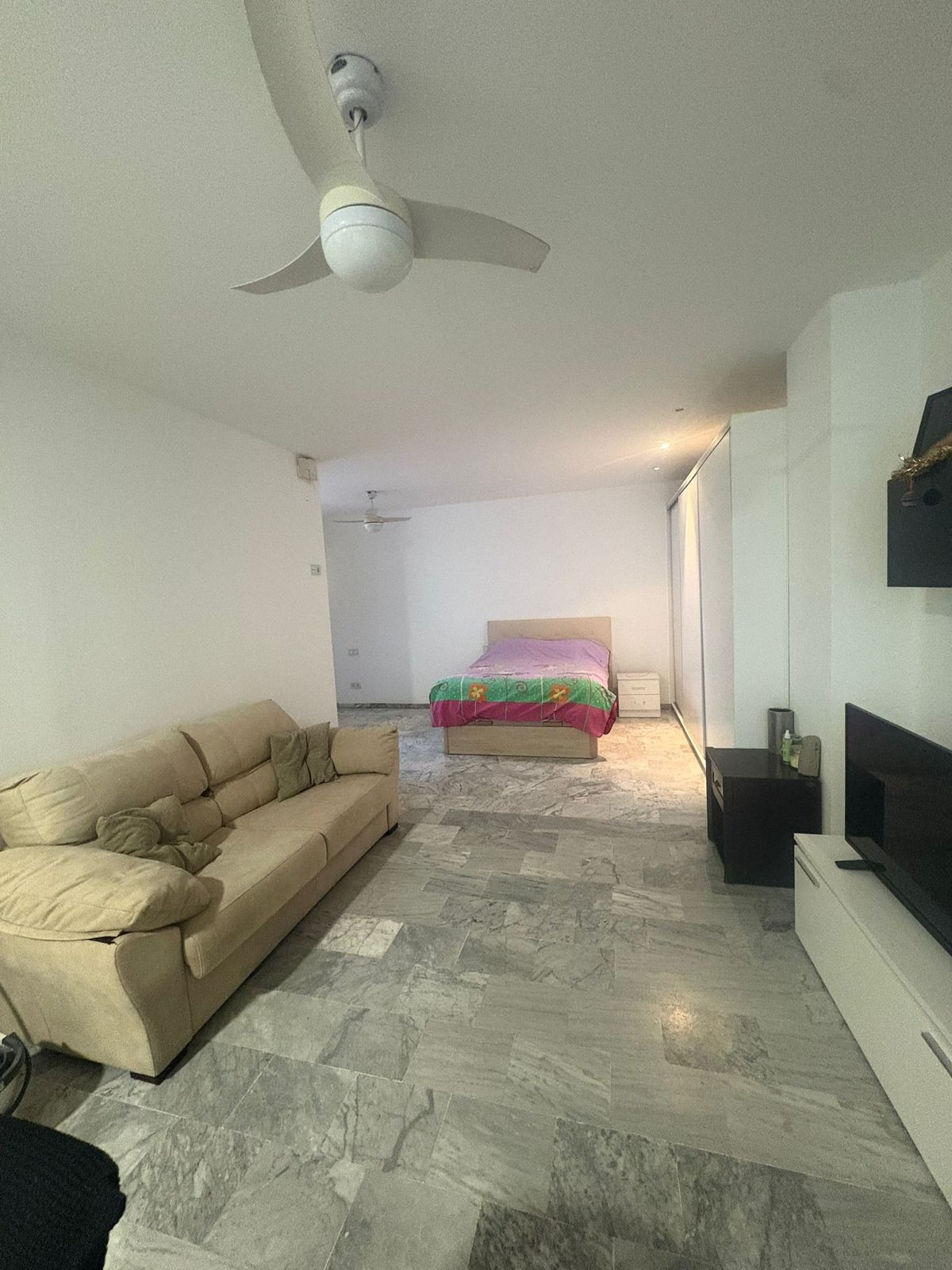 Appartement te koop in Estepona | 0 slaapkamers H5414452