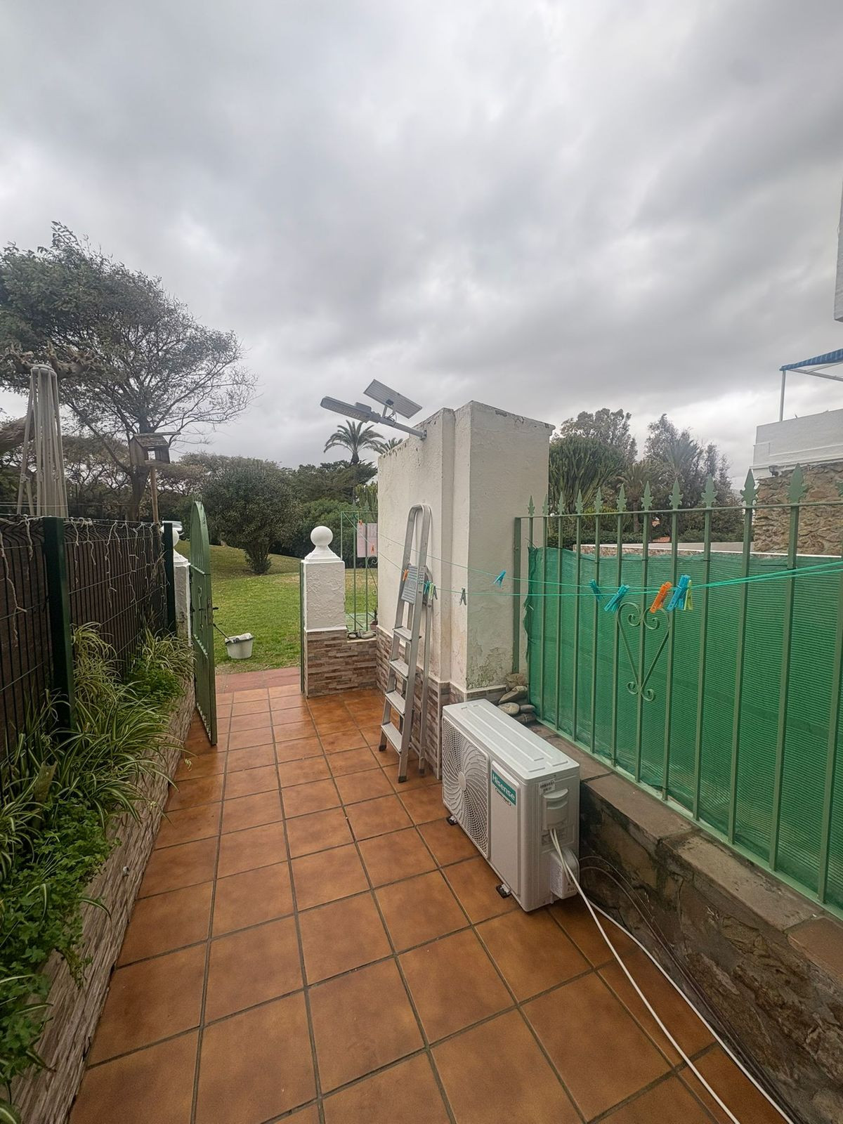 Appartement te koop in Estepona | 0 slaapkamers H5414452