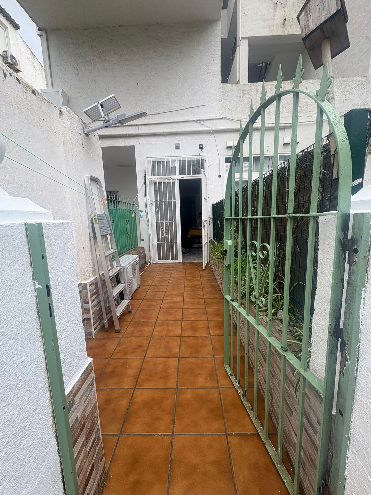 Appartement te koop in Estepona | 0 slaapkamers H5414452