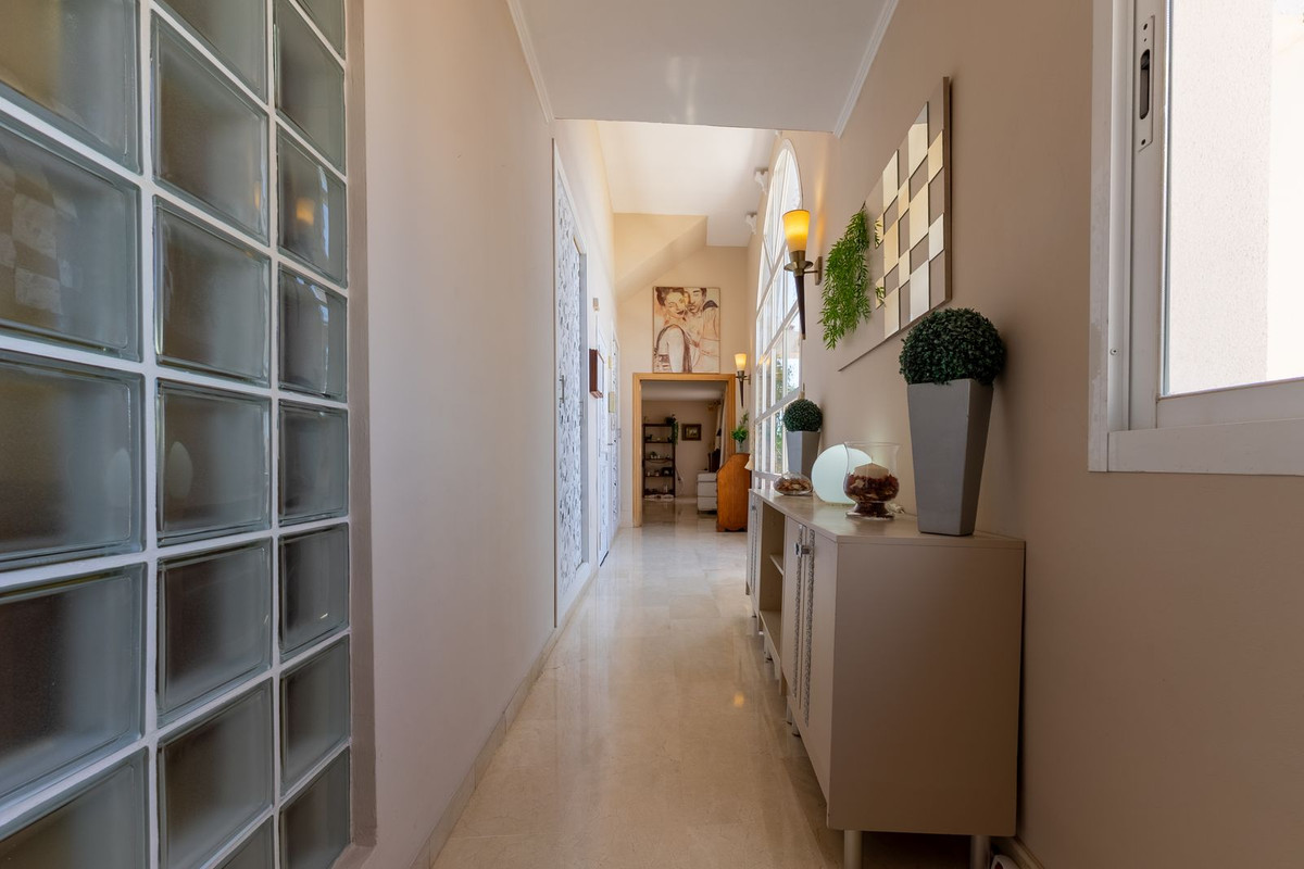 Penthouse te koop in Estepona | 3 slaapkamers H5414803