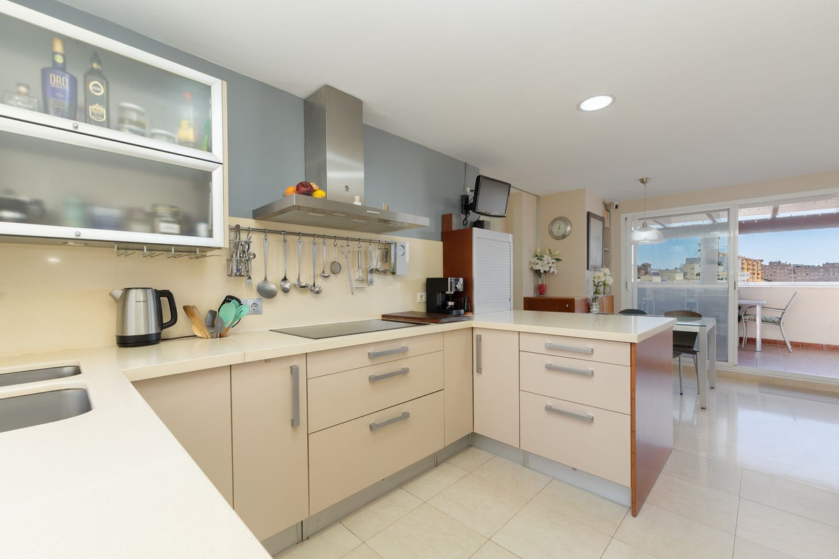 Penthouse te koop in Estepona | 3 slaapkamers H5414803