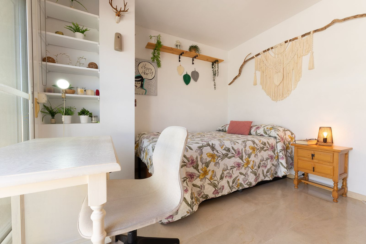 Penthouse te koop in Estepona | 3 slaapkamers H5414803
