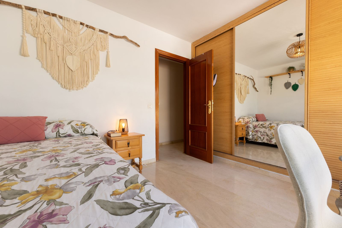 Penthouse te koop in Estepona | 3 slaapkamers H5414803