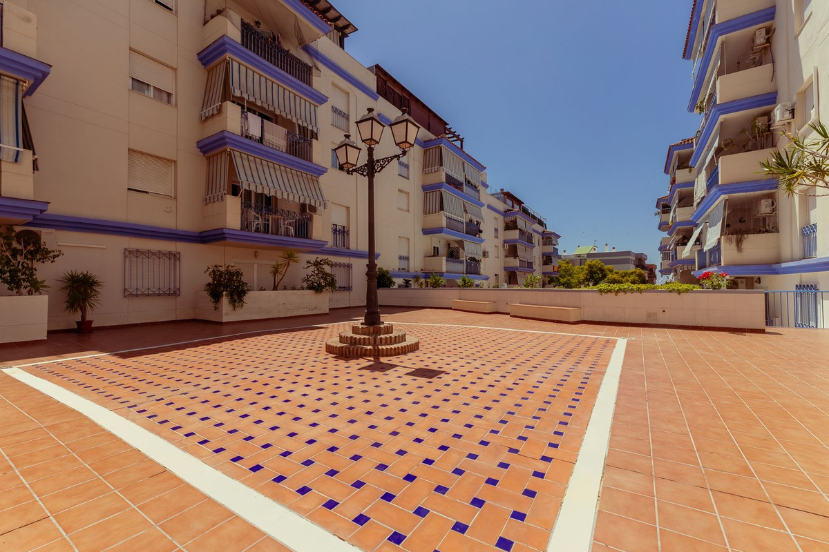 Penthouse te koop in Estepona | 3 slaapkamers H5414803