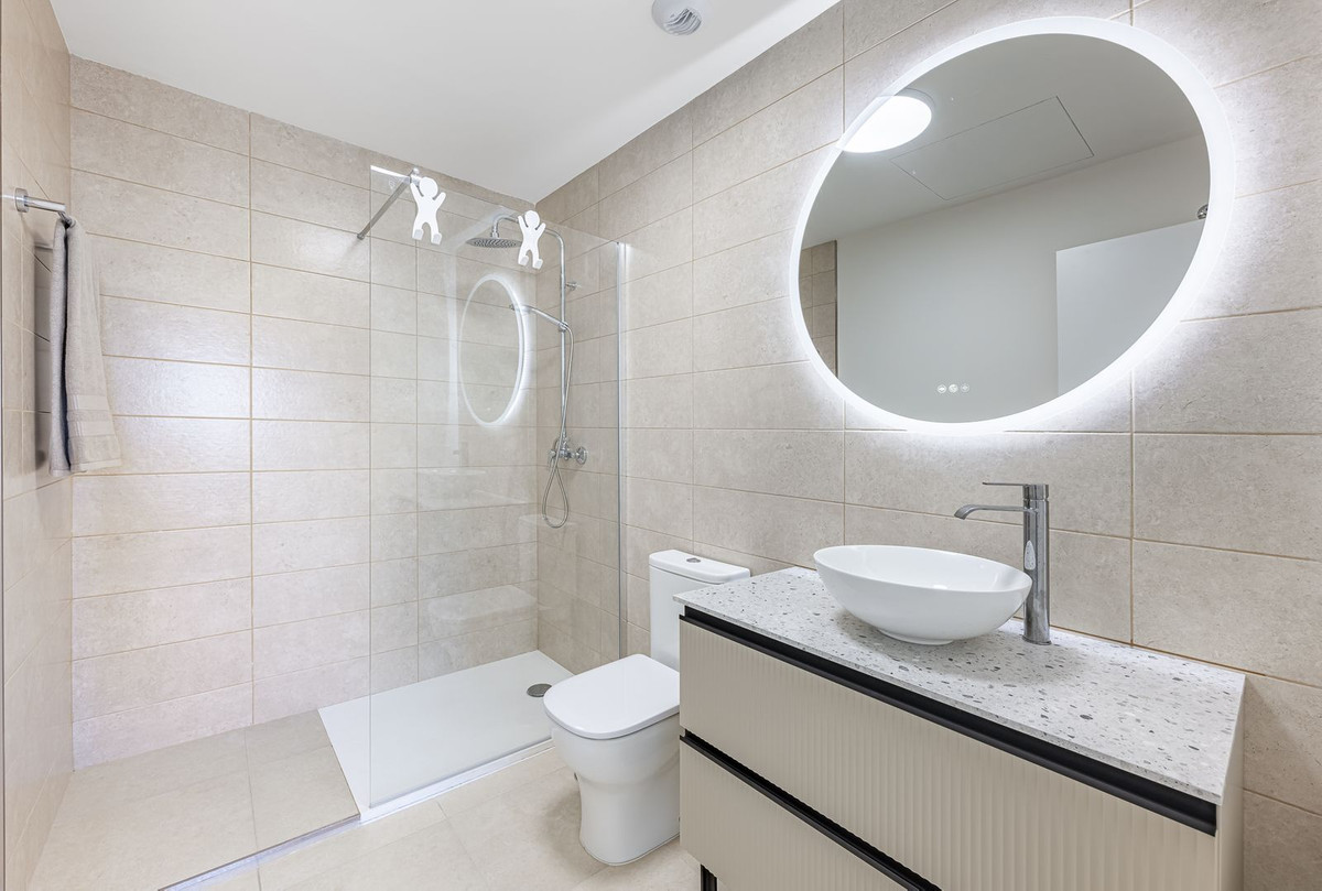 Appartement te koop in Estepona | 2 slaapkamers H5414938