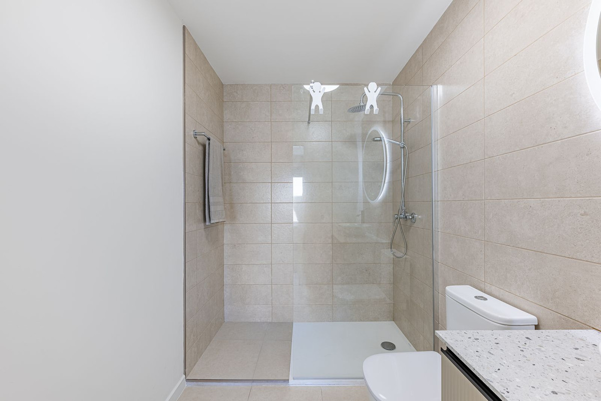Appartement te koop in Estepona | 2 slaapkamers H5414938