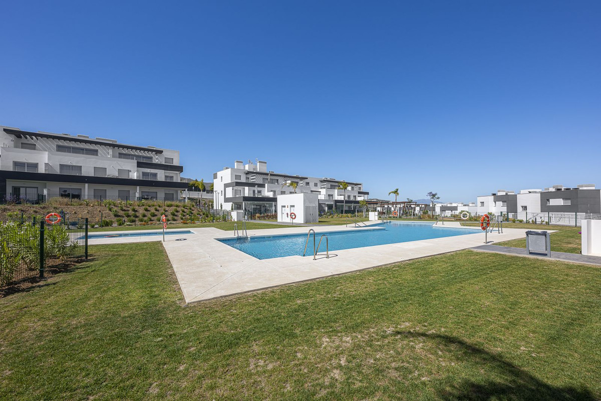 Appartement te koop in Estepona | 2 slaapkamers H5414938