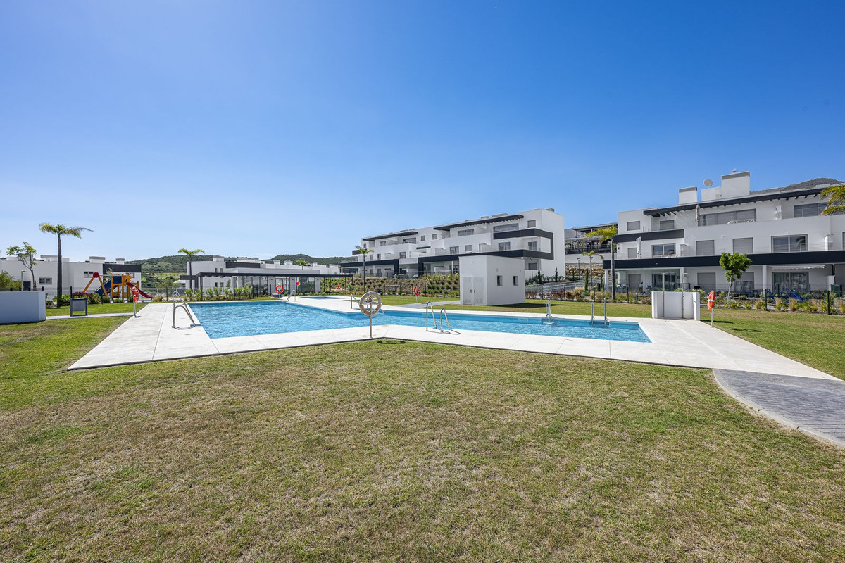 Appartement te koop in Estepona | 2 slaapkamers H5414938