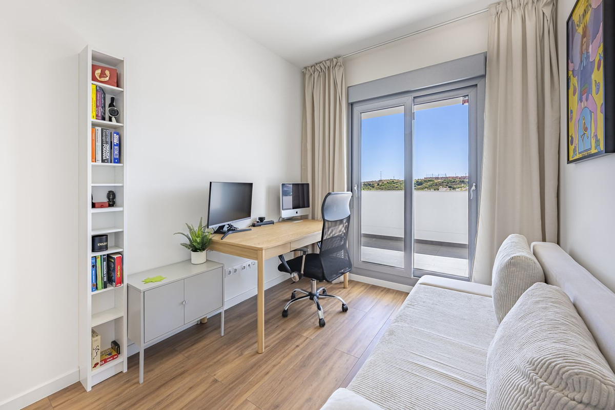 Appartement te koop in Estepona | 2 slaapkamers H5414938
