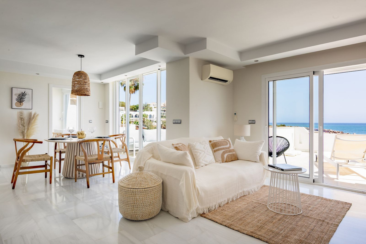 Appartement te koop in Estepona | 3 slaapkamers H5417149