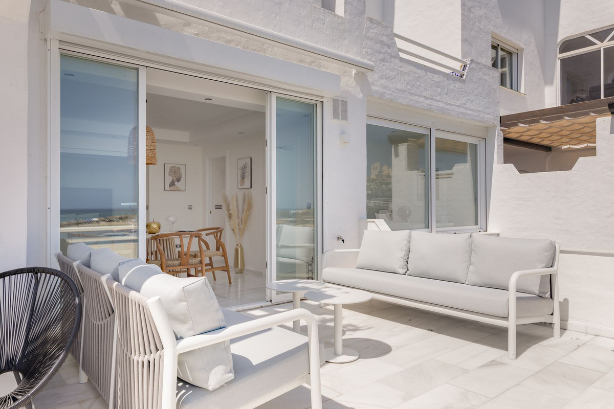 Appartement te koop in Estepona | 3 slaapkamers H5417149
