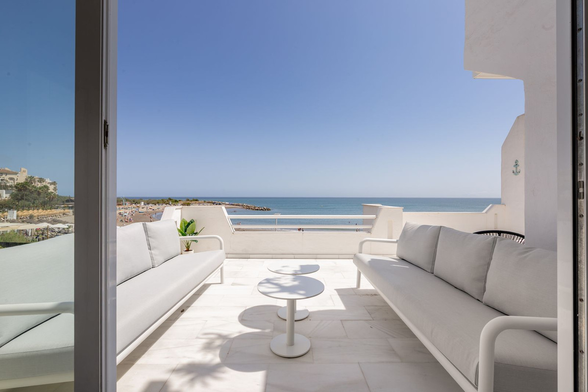 Appartement te koop in Estepona | 3 slaapkamers H5417149