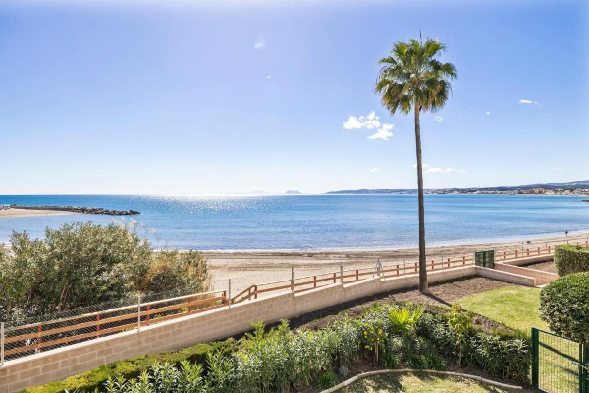 Appartement te koop in Estepona | 3 slaapkamers H5417149