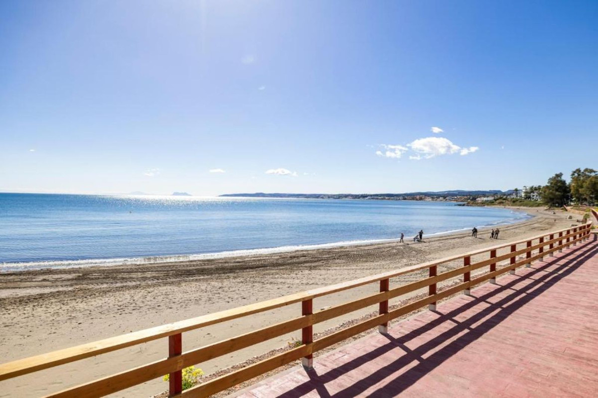 Appartement te koop in Estepona | 3 slaapkamers H5417149