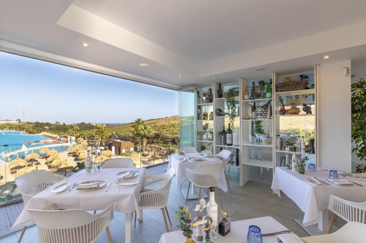 Appartement te koop in Estepona | 2 slaapkamers H5417632