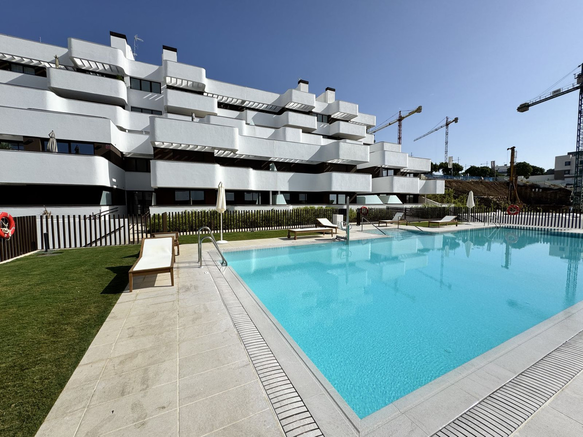 Appartement te koop in Estepona | 2 slaapkamers H5418076