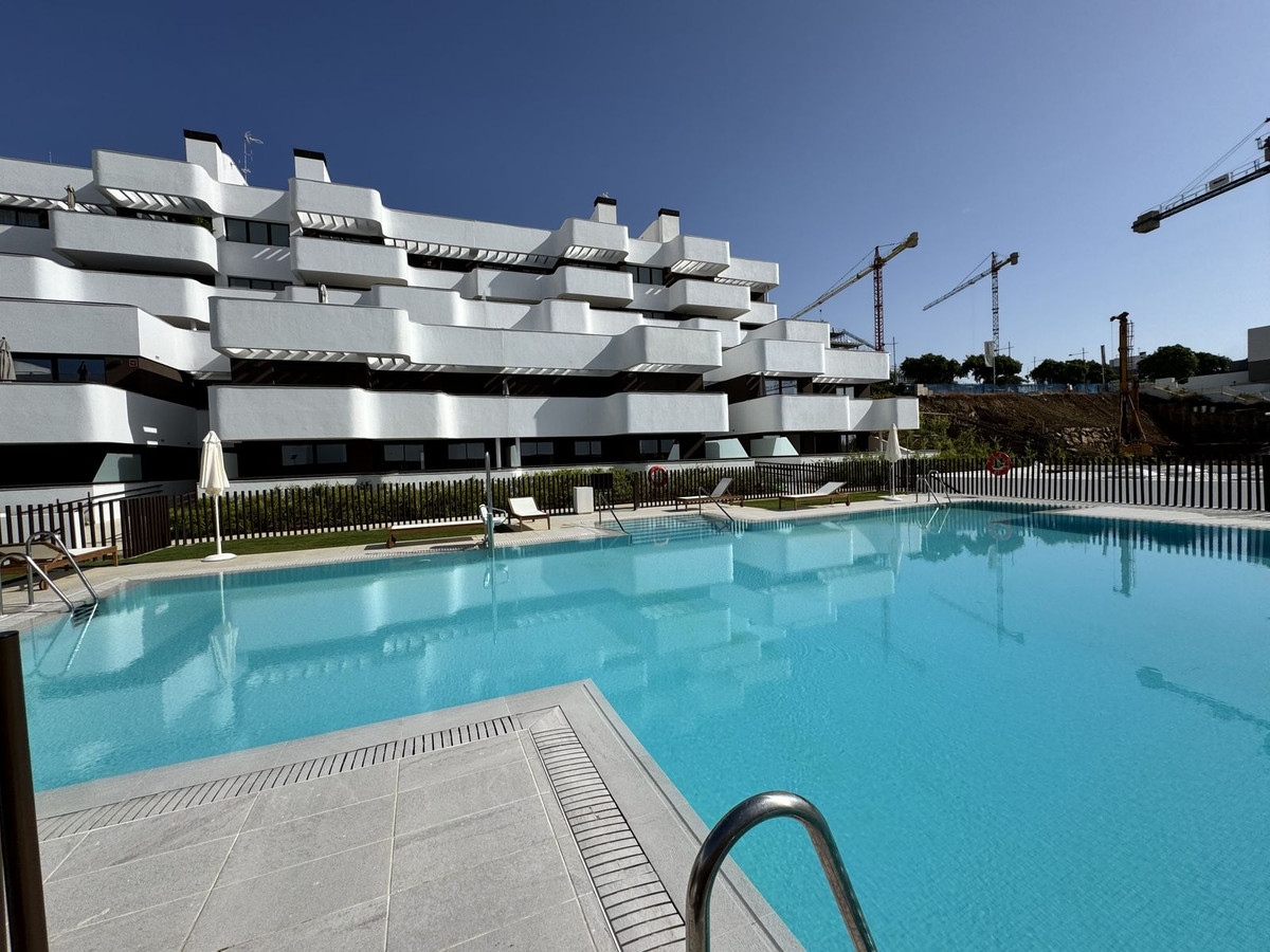 Appartement te koop in Estepona | 2 slaapkamers H5418076