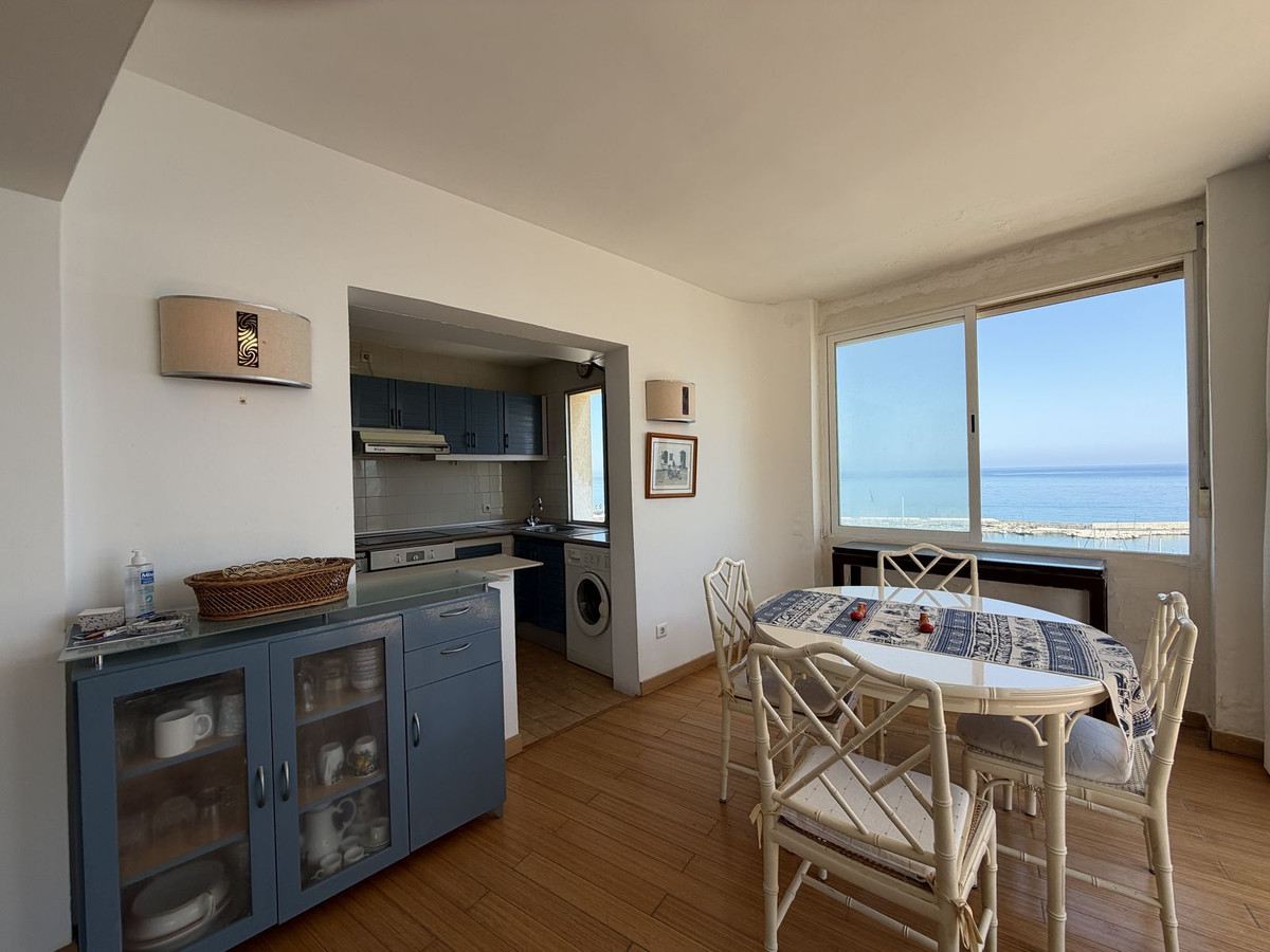 Appartement te koop in Estepona | 2 slaapkamers H5418124
