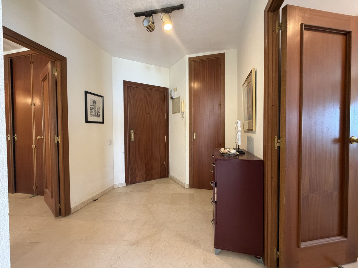 Appartement te koop in Estepona | 2 slaapkamers H5418124