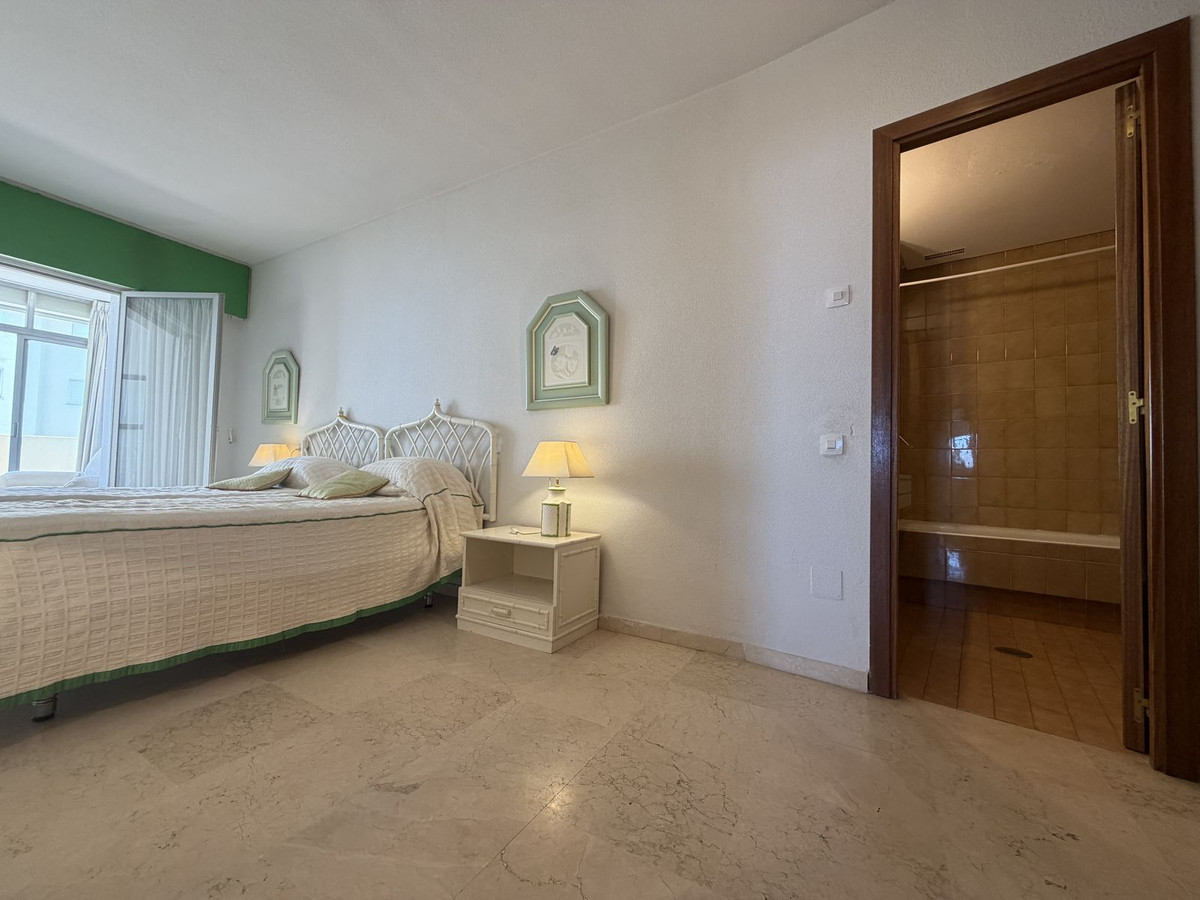 Appartement te koop in Estepona | 2 slaapkamers H5418124