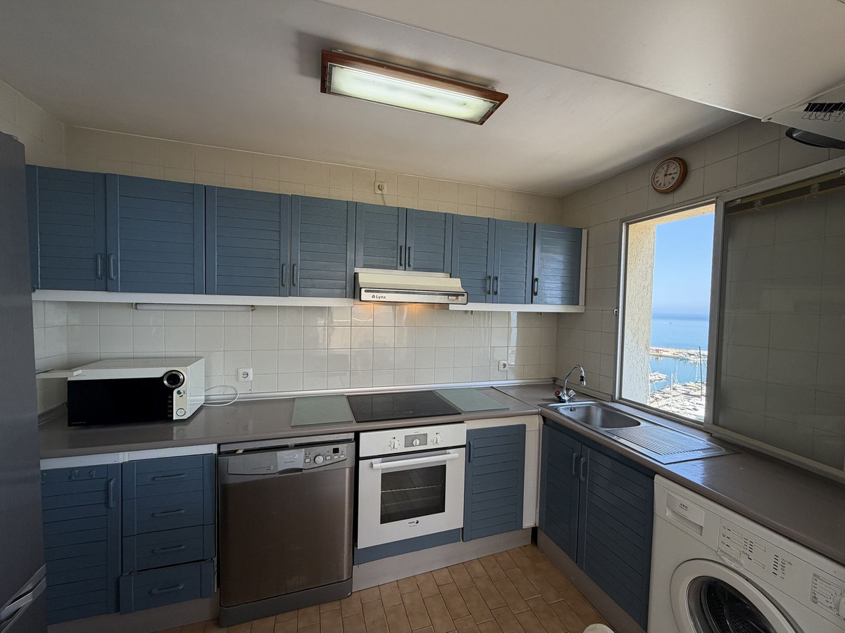 Appartement te koop in Estepona | 2 slaapkamers H5418124