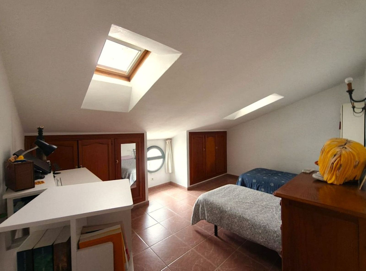 Appartement te koop in Estepona | 3 slaapkamers H5419339
