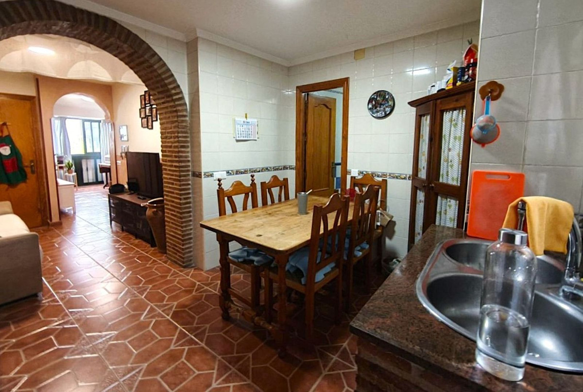 Appartement te koop in Estepona | 3 slaapkamers H5419339