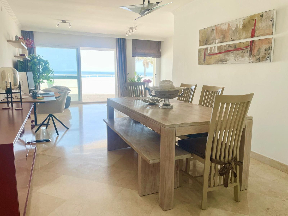 Appartement te koop in Estepona | 2 slaapkamers H5419342