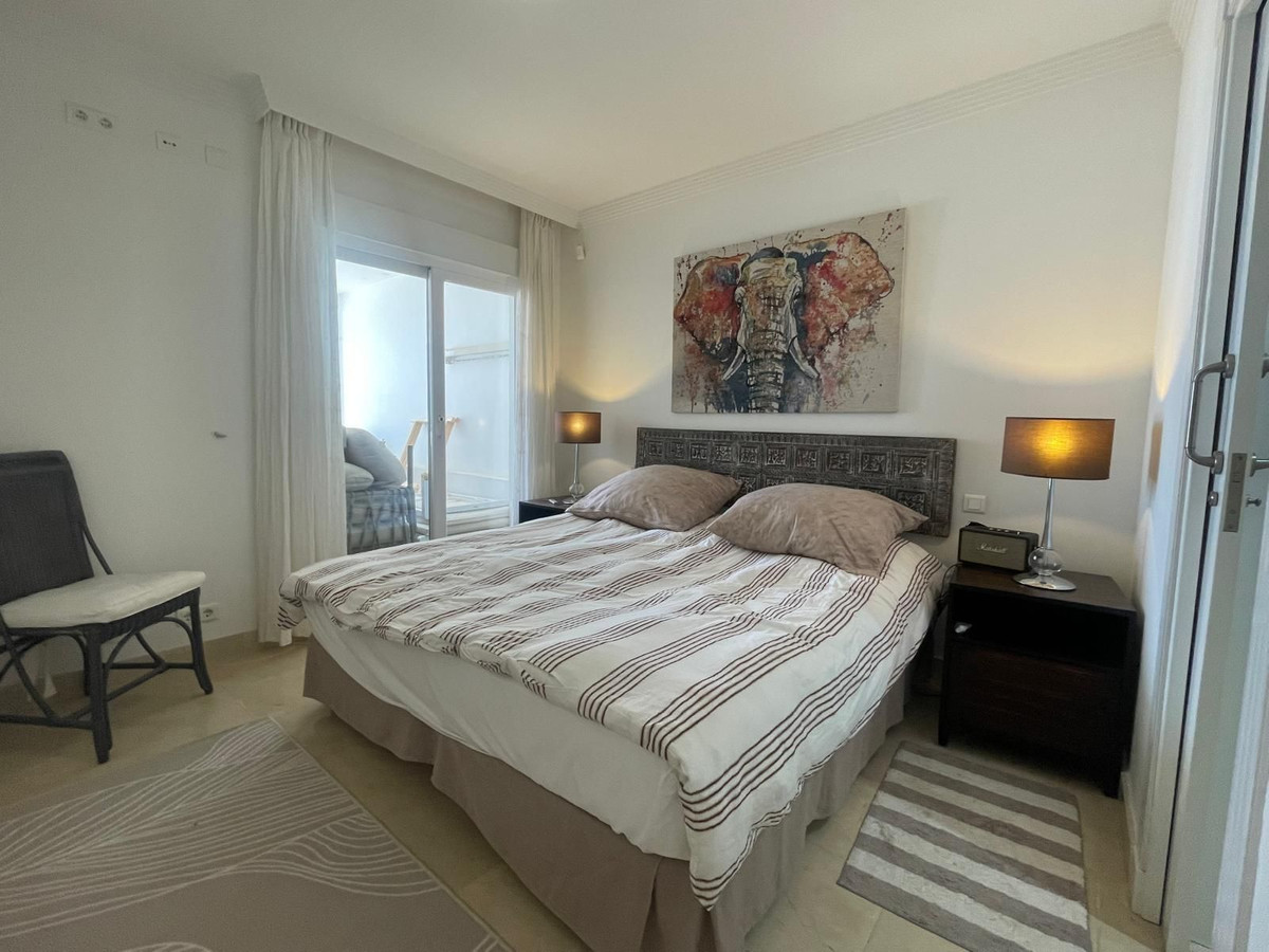 Appartement te koop in Estepona | 2 slaapkamers H5419342