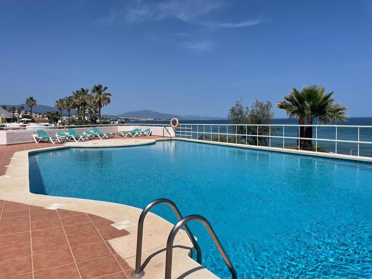 Appartement te koop in Estepona | 2 slaapkamers H5419342