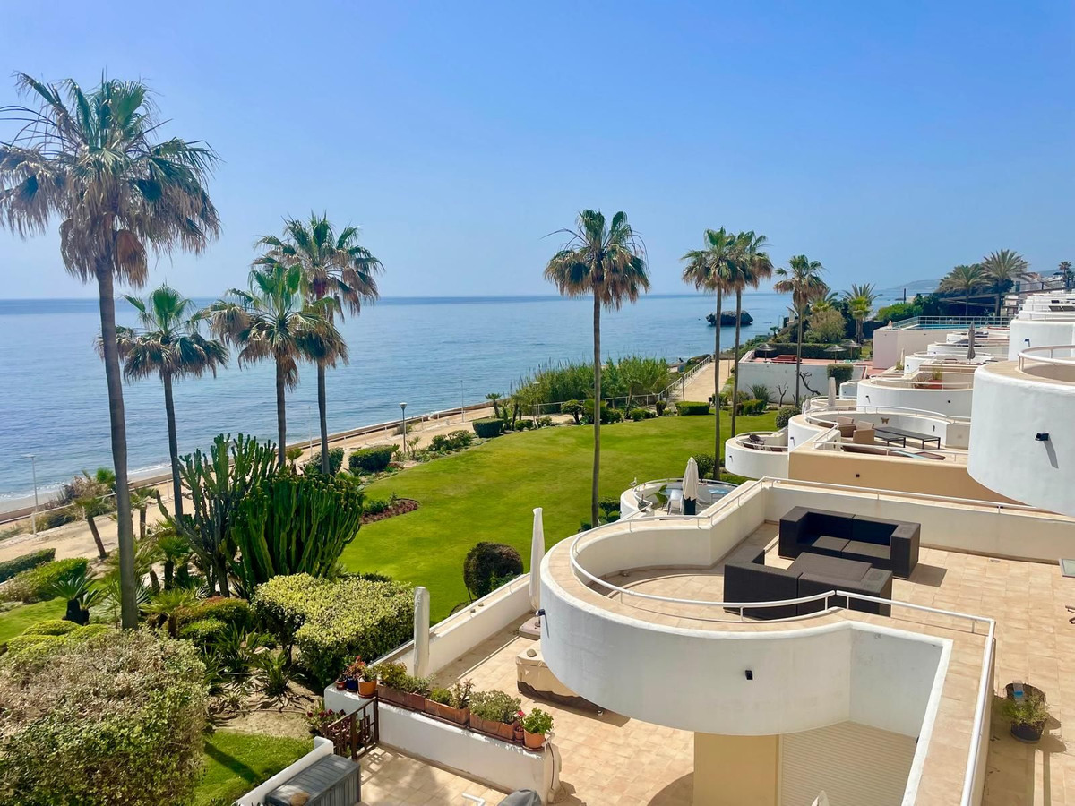 Appartement te koop in Estepona | 2 slaapkamers H5419342