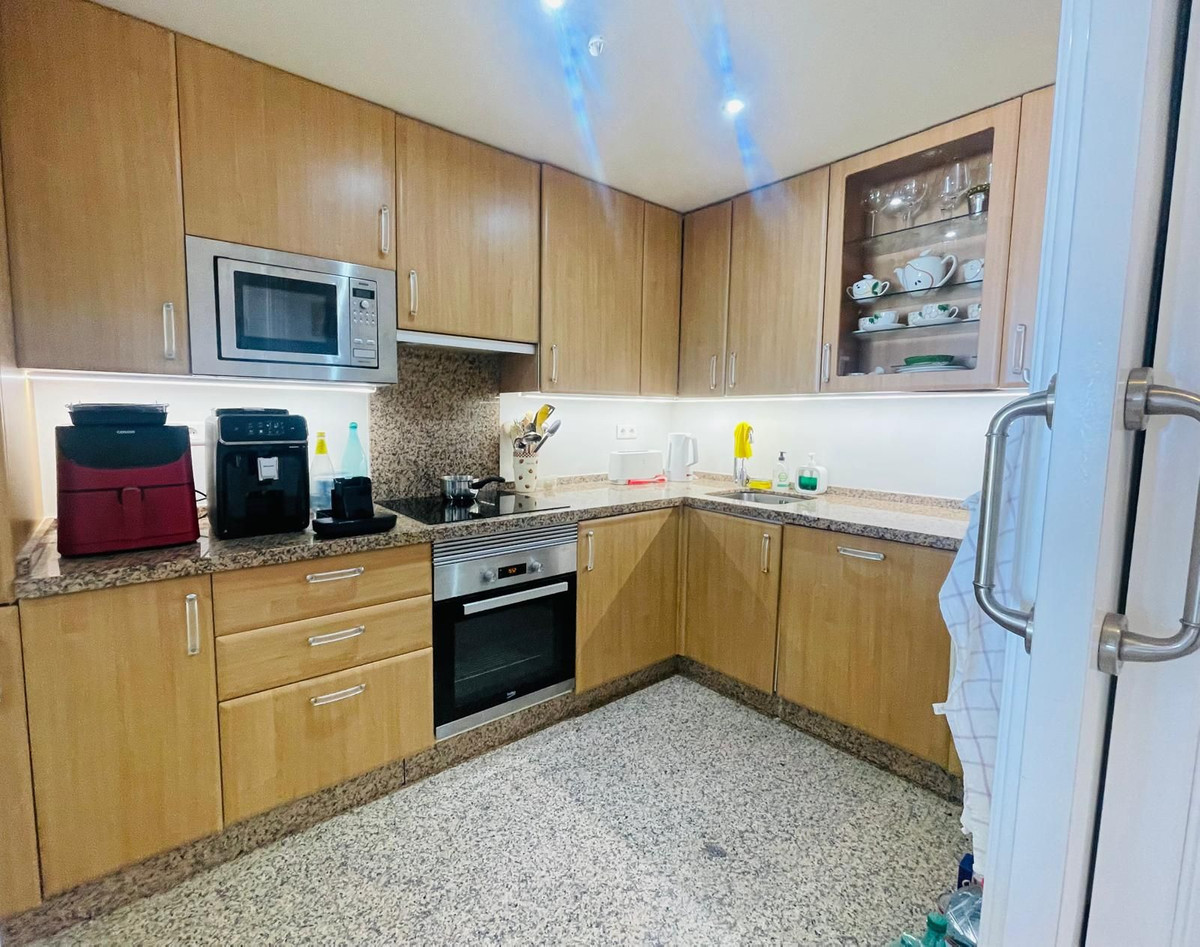 Appartement te koop in Estepona | 2 slaapkamers H5419342