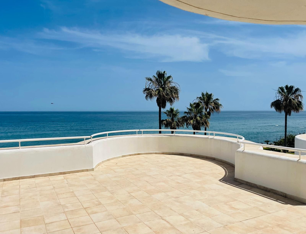 Appartement te koop in Estepona | 2 slaapkamers H5419342